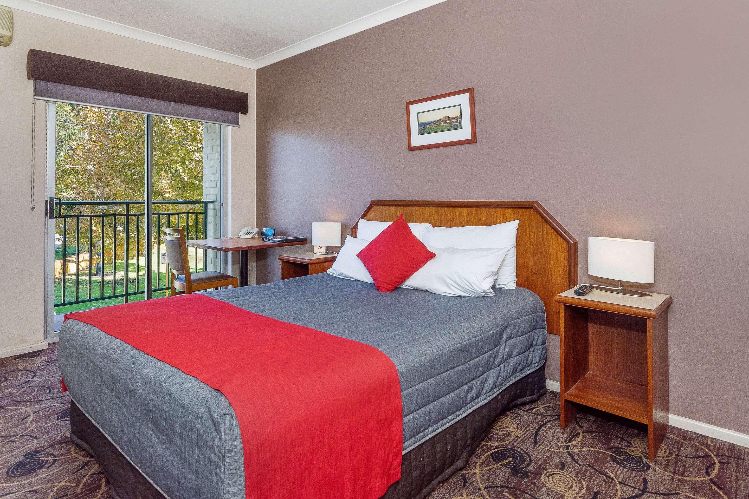 Quality Hotel Bayswater Perth Ngoại thất bức ảnh