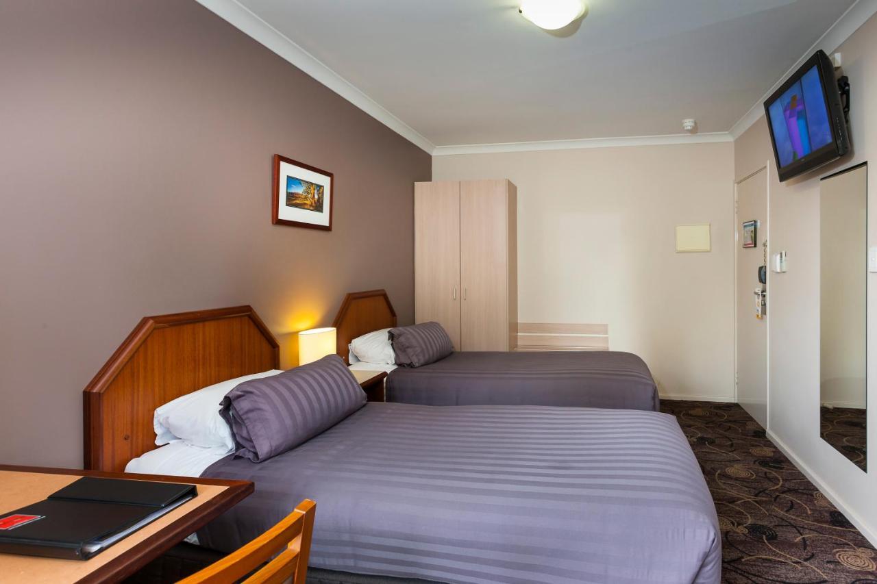 Quality Hotel Bayswater Perth Ngoại thất bức ảnh