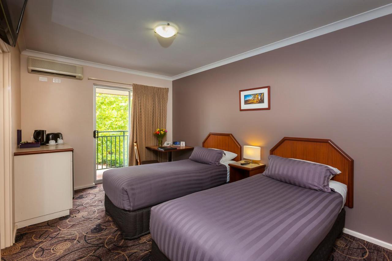 Quality Hotel Bayswater Perth Ngoại thất bức ảnh