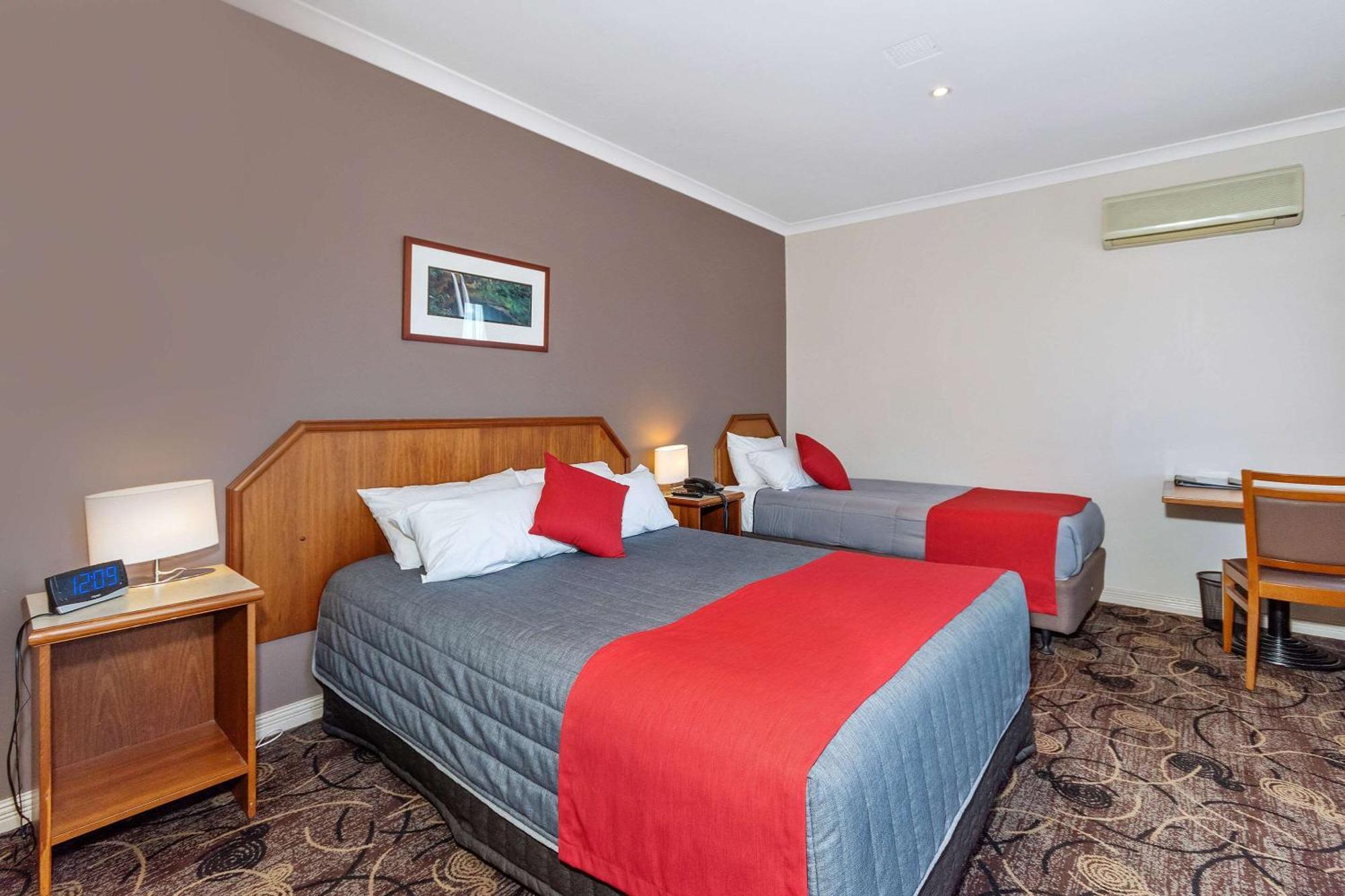 Quality Hotel Bayswater Perth Ngoại thất bức ảnh